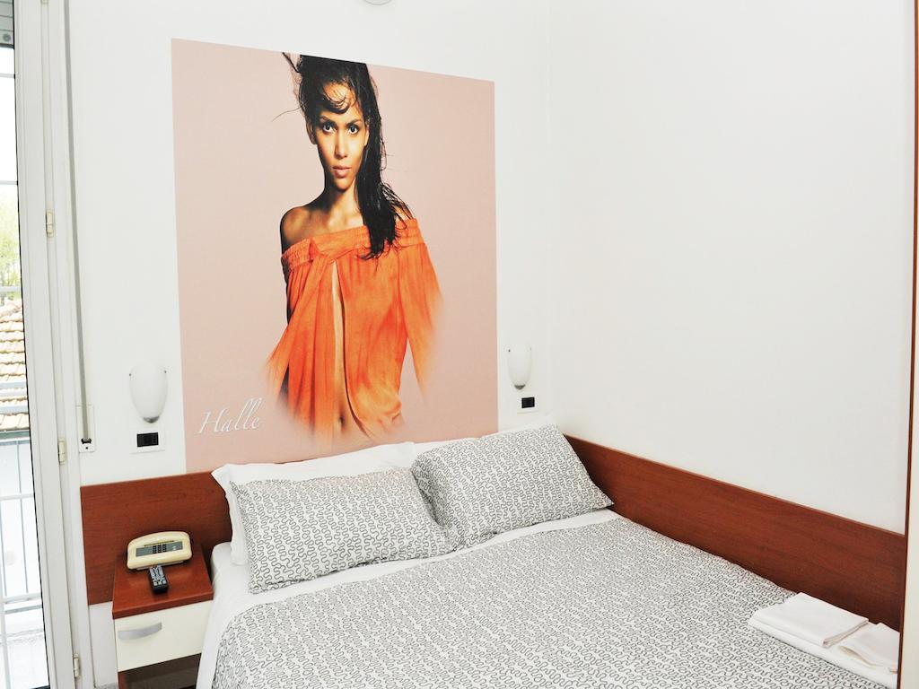 Hotel Lady Rimini Exterior photo