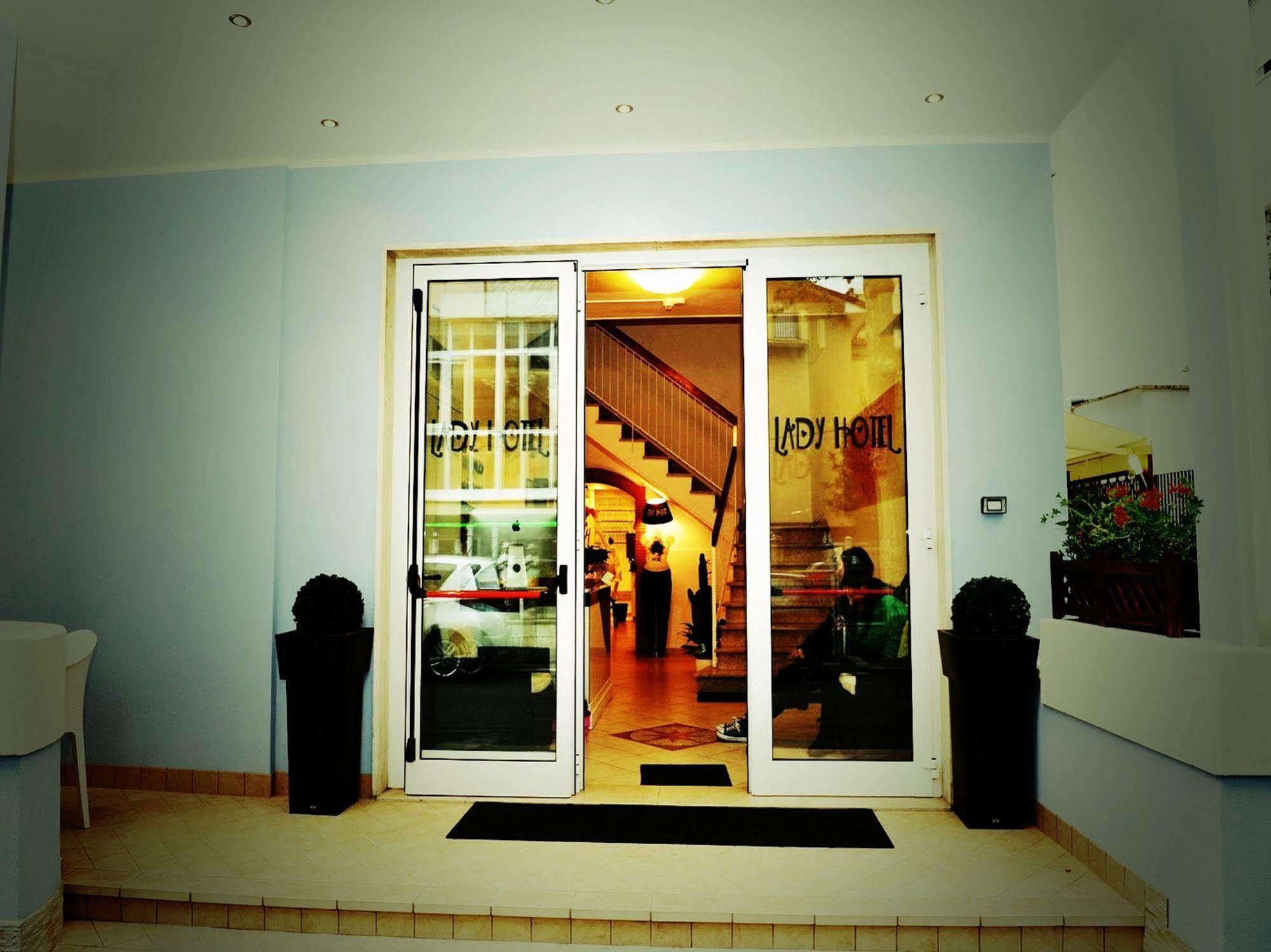 Hotel Lady Rimini Exterior photo